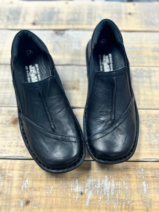 Volks Walkers Women's Dillingen (Black Crinkle)