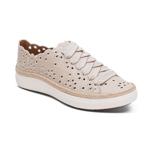 Aetrex Charlotte in Tan