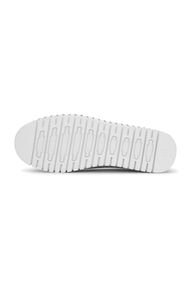 Ilse Jacobsen Tulip 139 in Silver-White