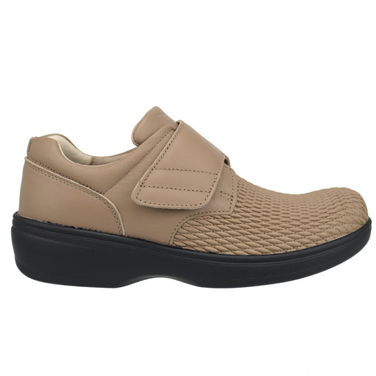 Propet's Bianca STRETCH in Wide Width (Taupe)