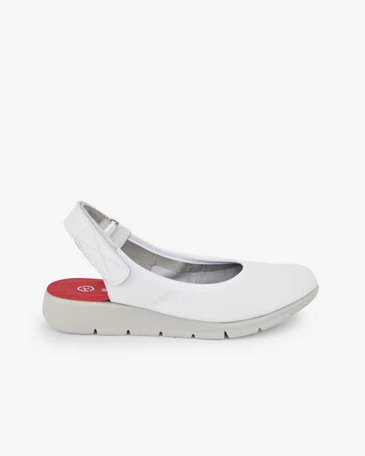 Saydo Freesia in Nappa Off White