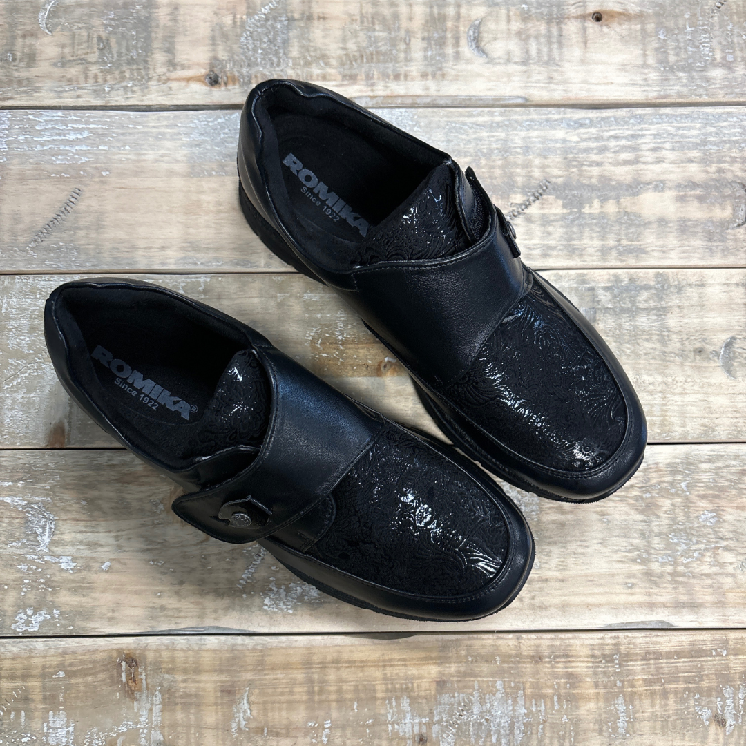Romika Whitney 03 with Velcro in Black