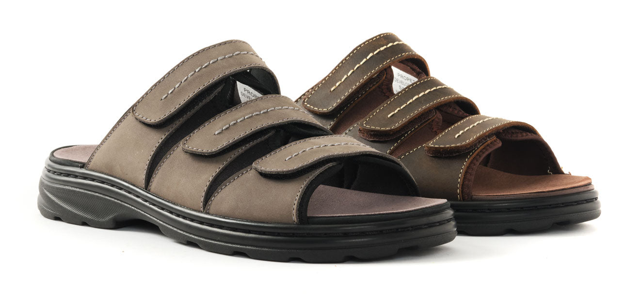 Propet Men's Hatcher in Brown in Wide