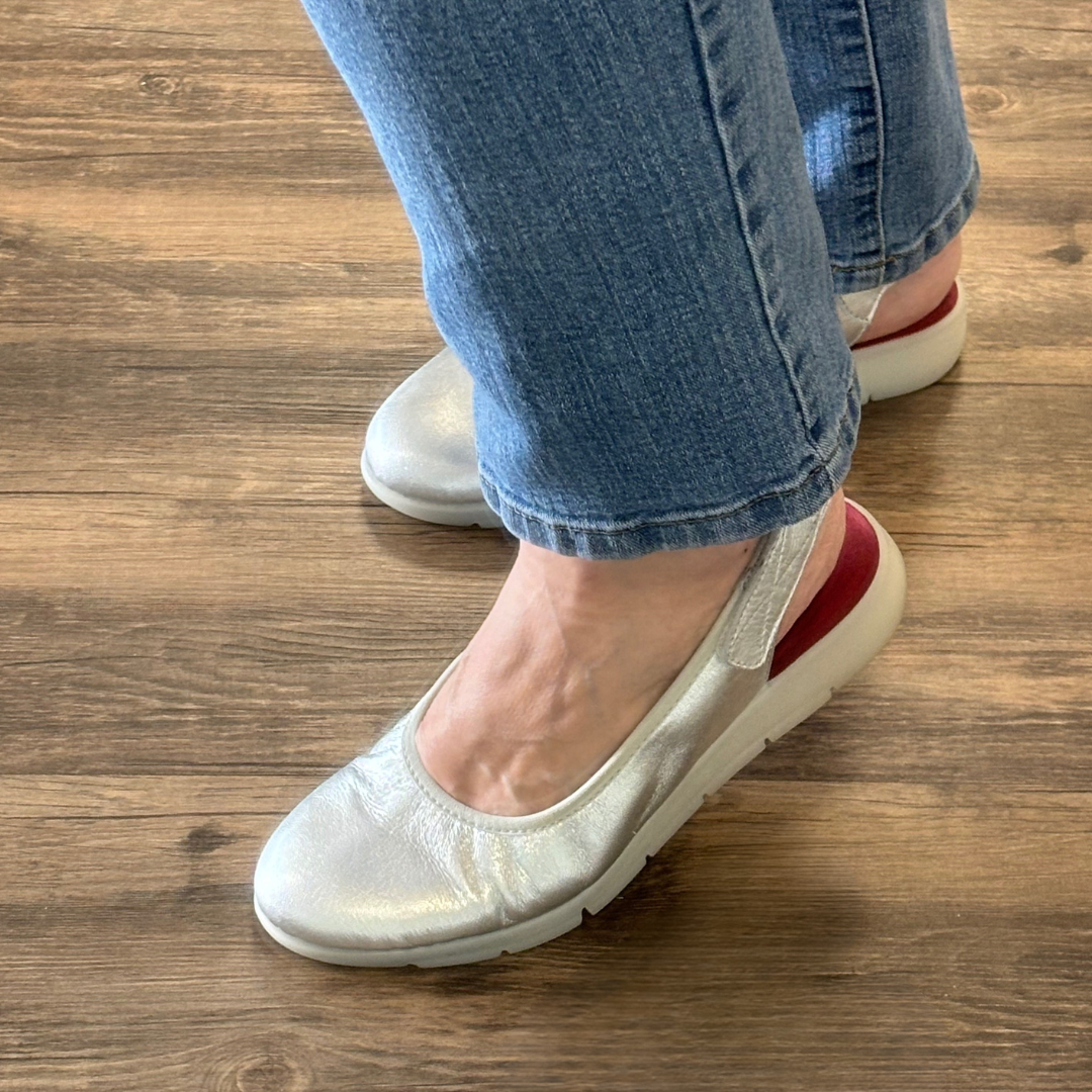 Saydo Fressia in Satin Silver