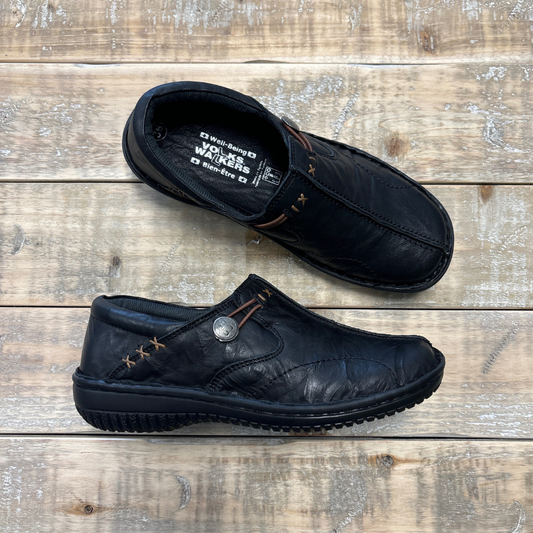 Volks Walkers Women's Celle (Black Crinkle)