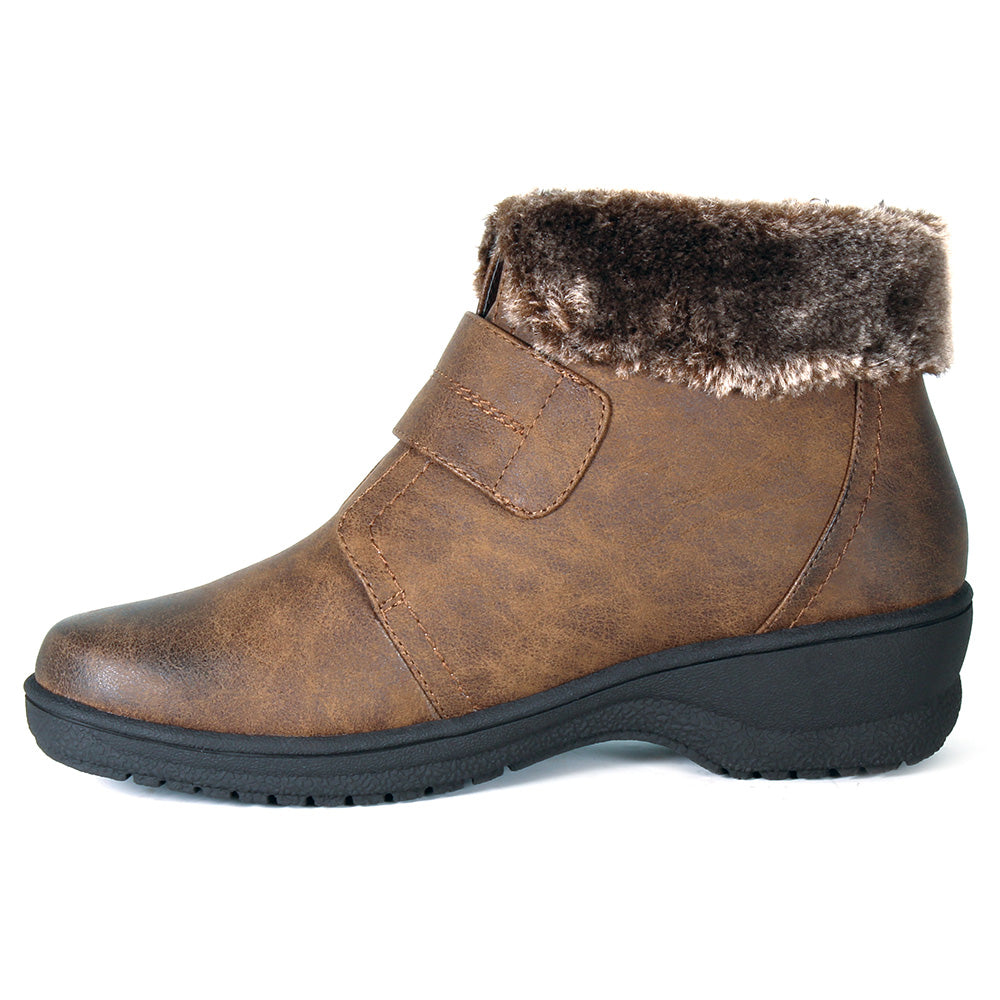 Wanderlust Women's Perth Fur Cuff Low Boot - Dark Tan *WIDE*