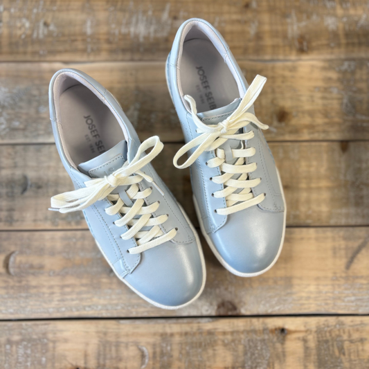 Josef Seibel Claire 01 in Ice Blue