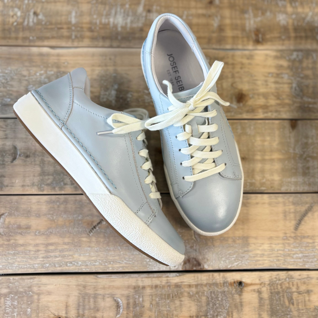 Josef Seibel Claire 01 in Ice Blue