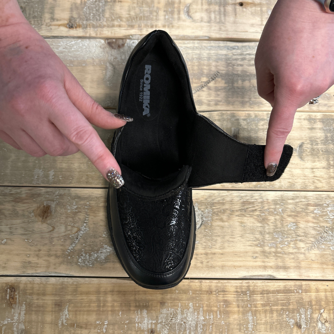 Romika Whitney 03 with Velcro in Black