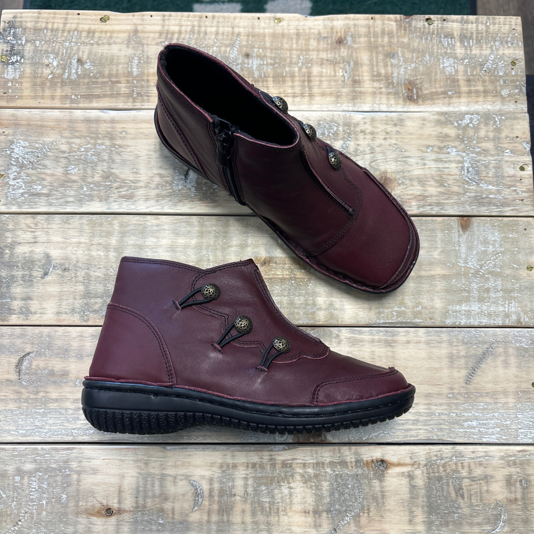 Volks Walkers Women's Ada (Burgundy) *LAST PAIR SIZE 37*