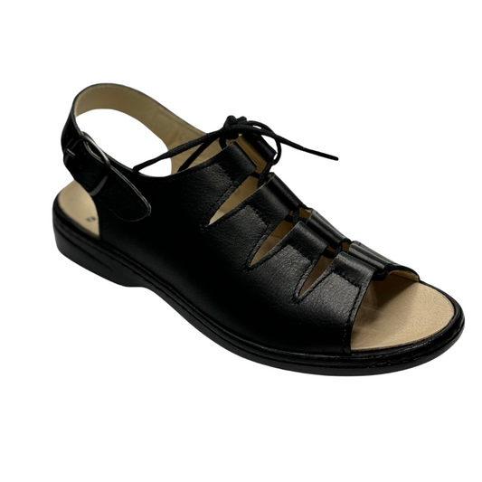 Volks Walkers 50252 Narrow Fitting Black with Tie