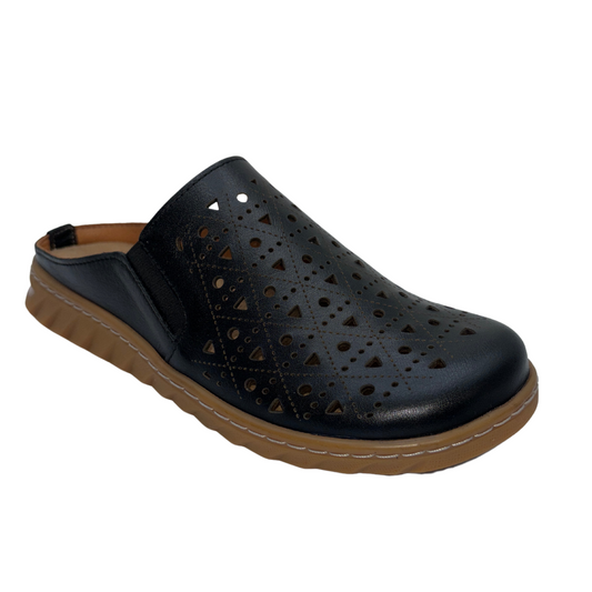 Volks Walkers 3416 - Black Clog *LAST PAIR*