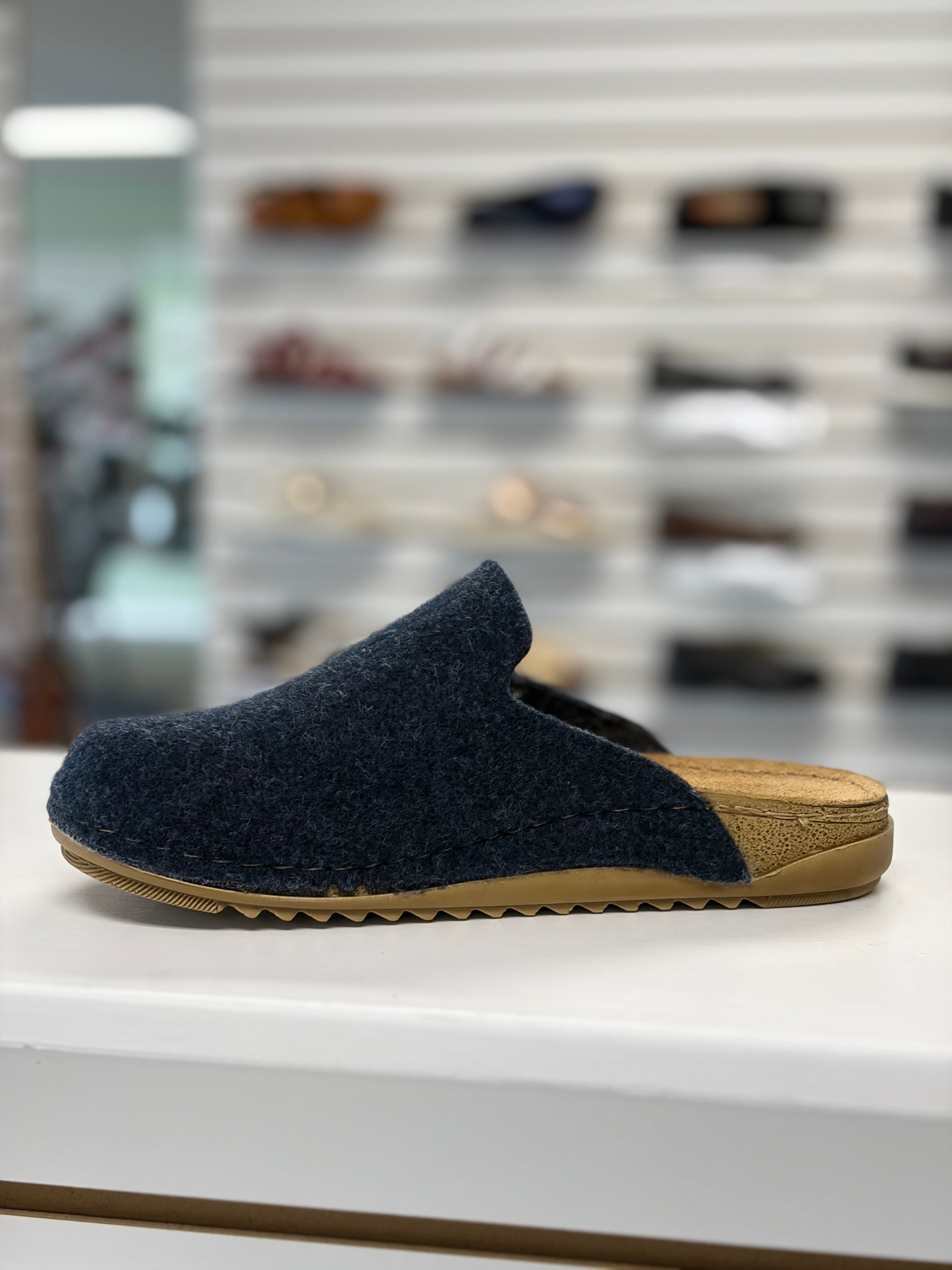 Volks Walkers Women's Mara in Navy