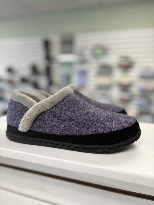 Foamtreads' Riley in Steel Blue - Medium Width