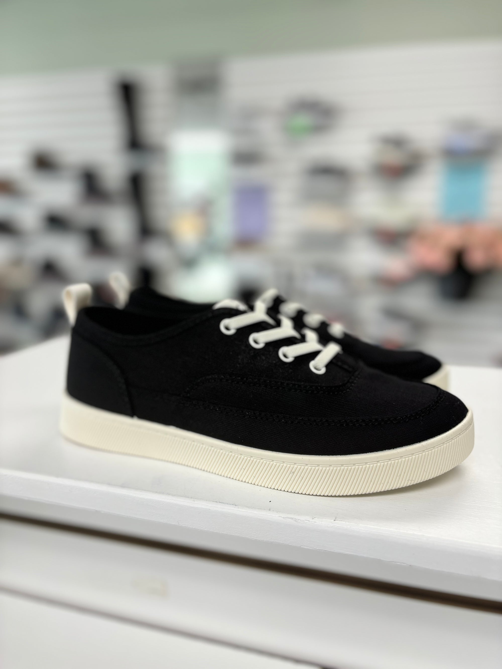 Vionic Coast Cyan Slip On Sneaker in Black