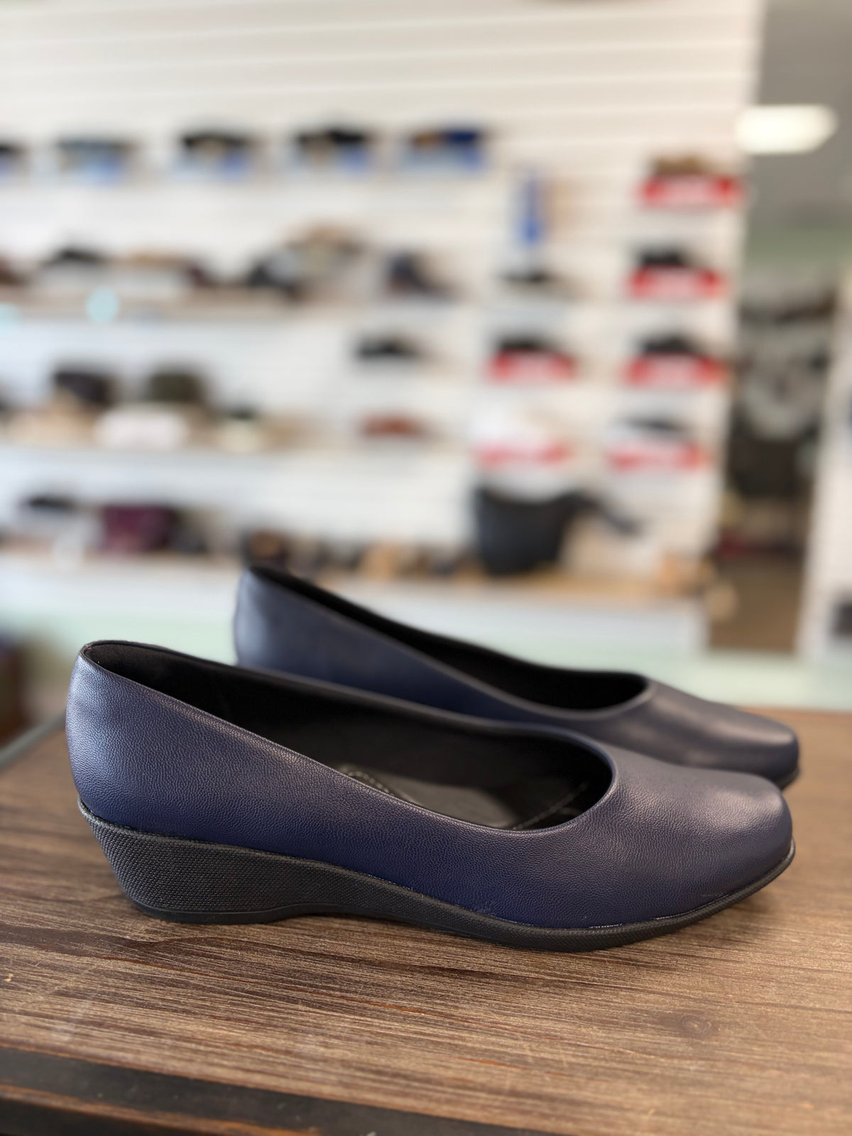 Piccadilly Women's Wedge Dress Shoes in Navy 143133