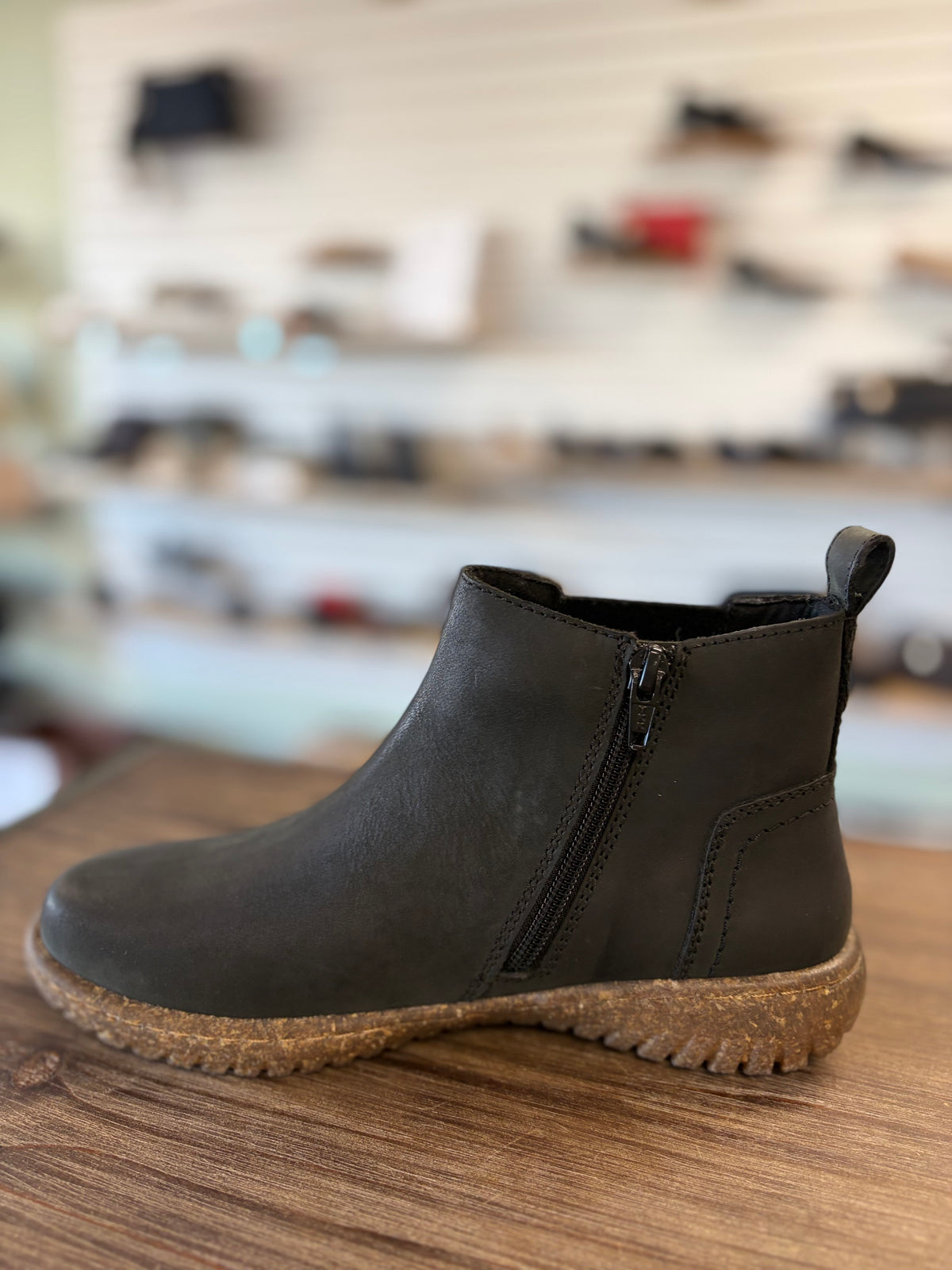 Josef Seibel Womne's Angelina 01 in Black *WIDE*