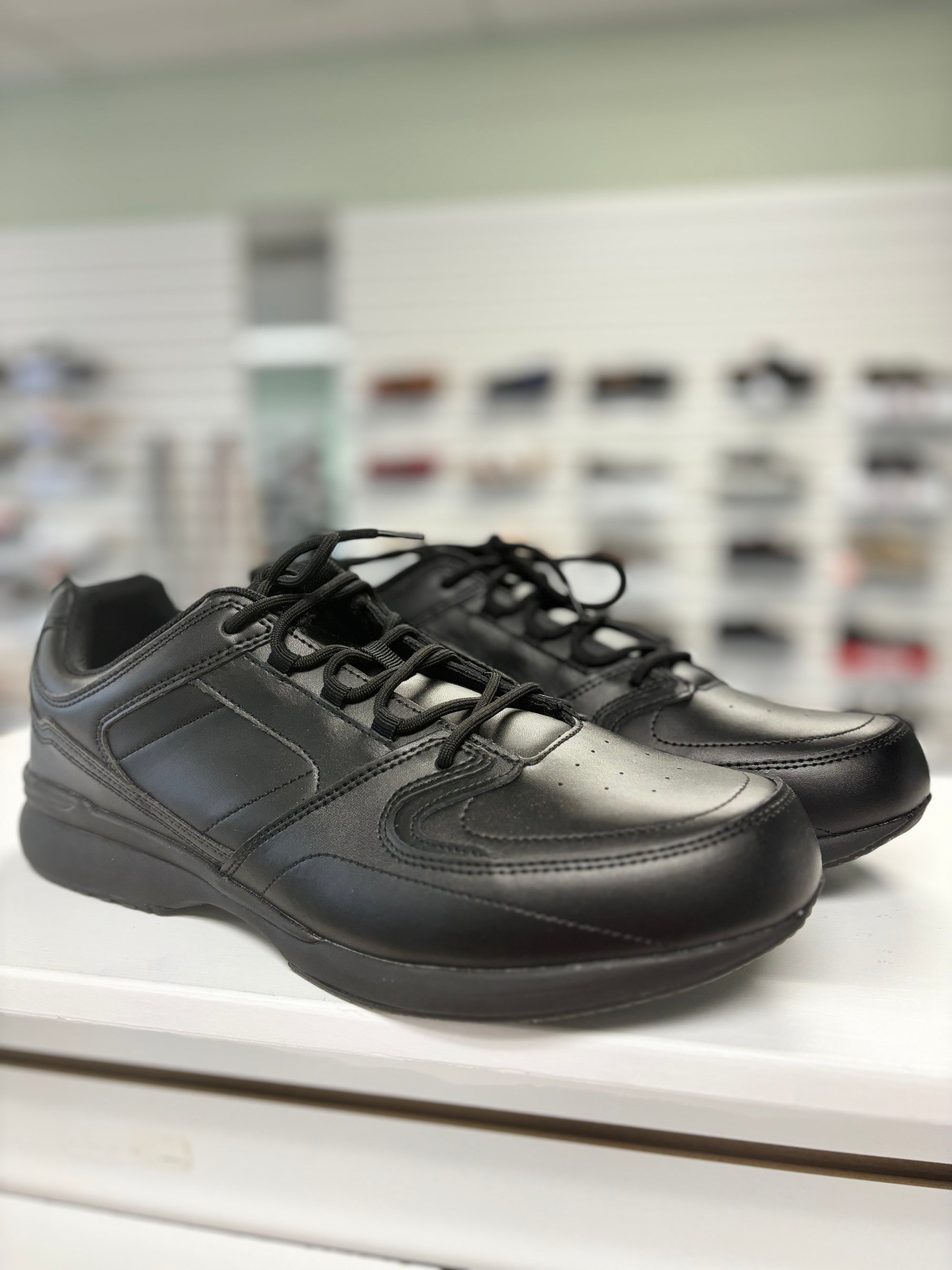 Propet Life Walker Sport in Black *LAST PAIR SIZE 13 3E*