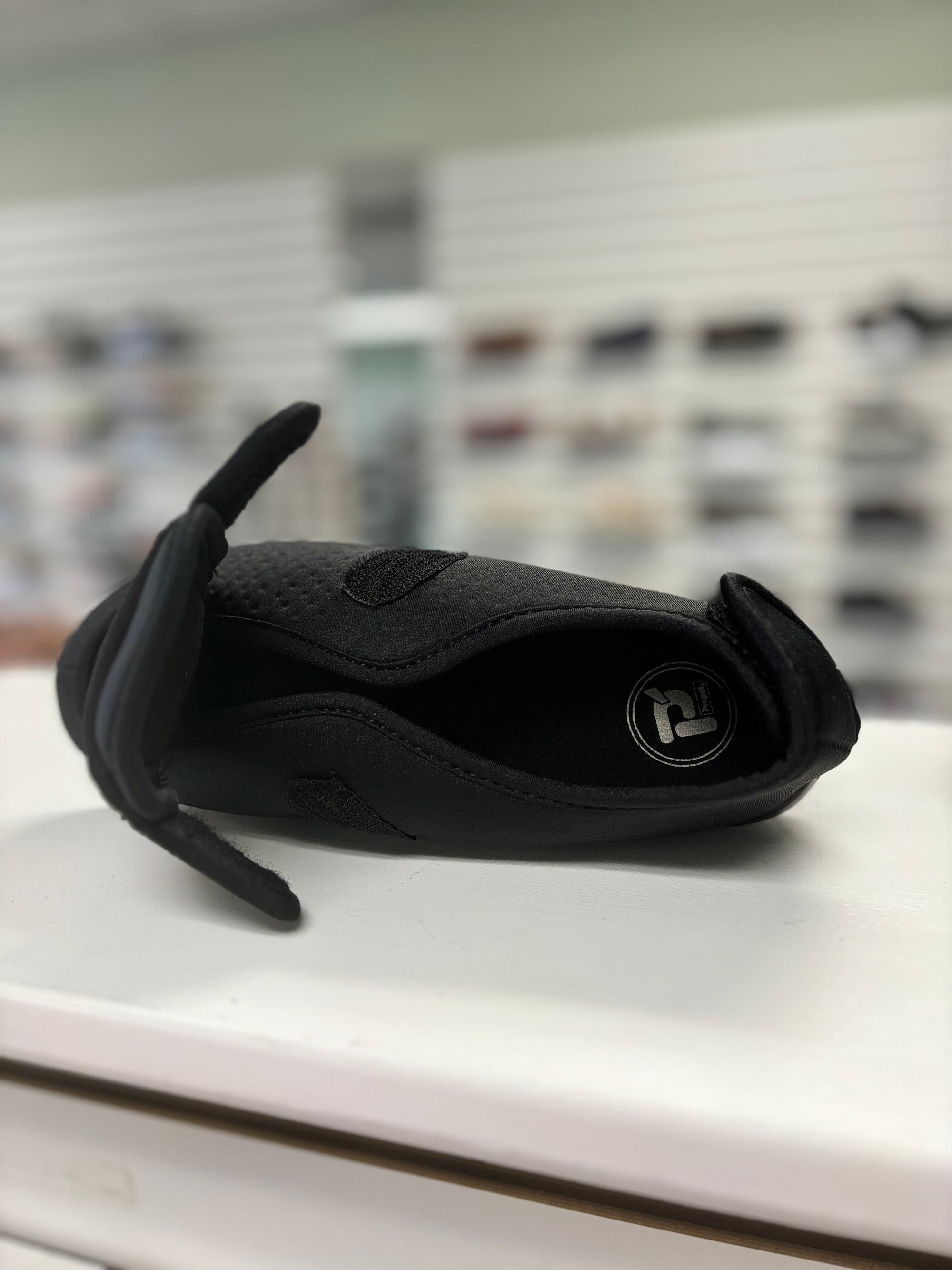 Propet Cronus in Black - Wide