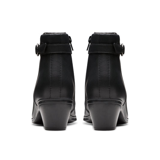 Clarks Emily2 Belle Black Leather *Wide*