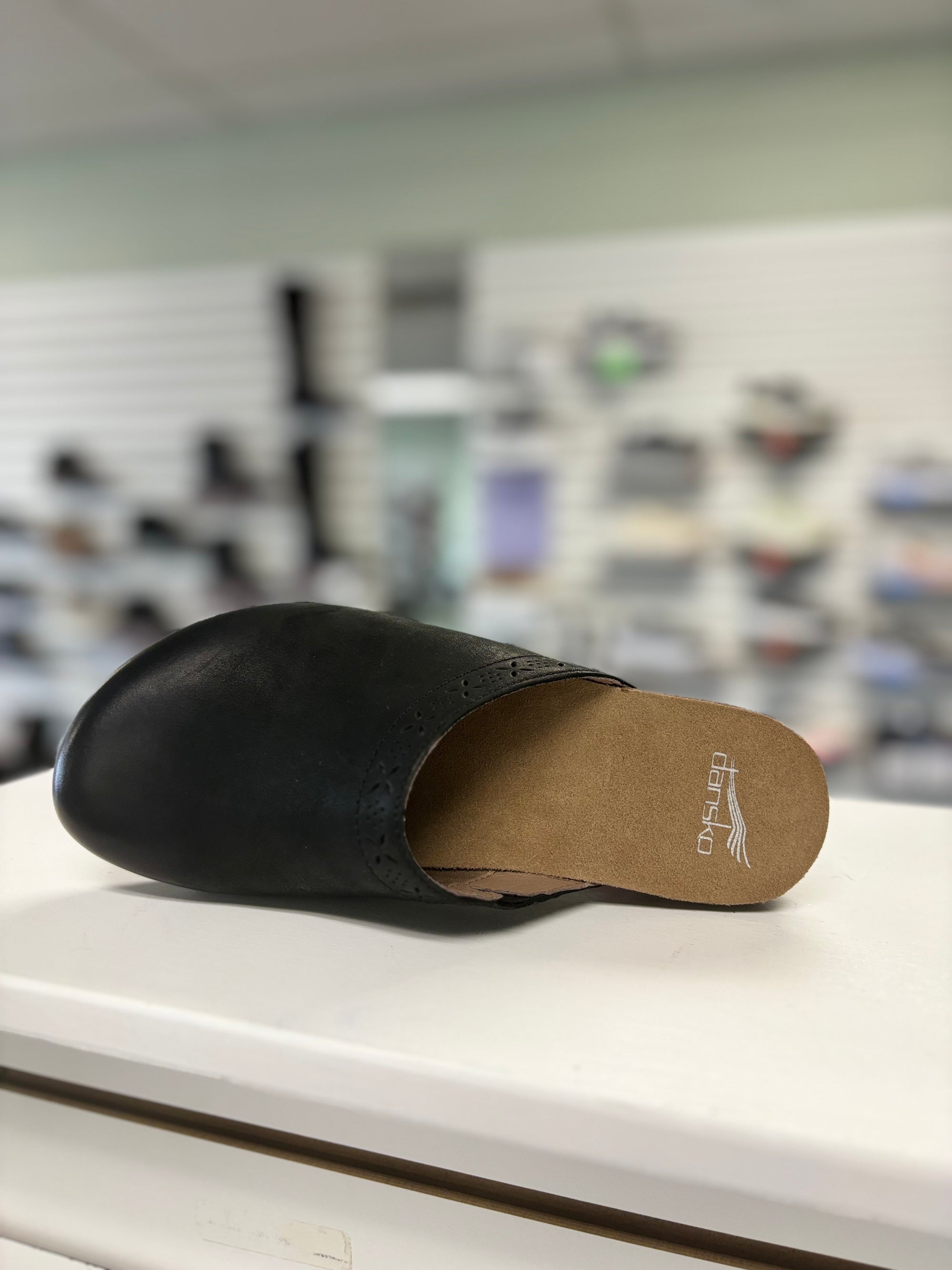 Dansko Robbie Black Burnished Nubuck *LAST PAIR Size 39*