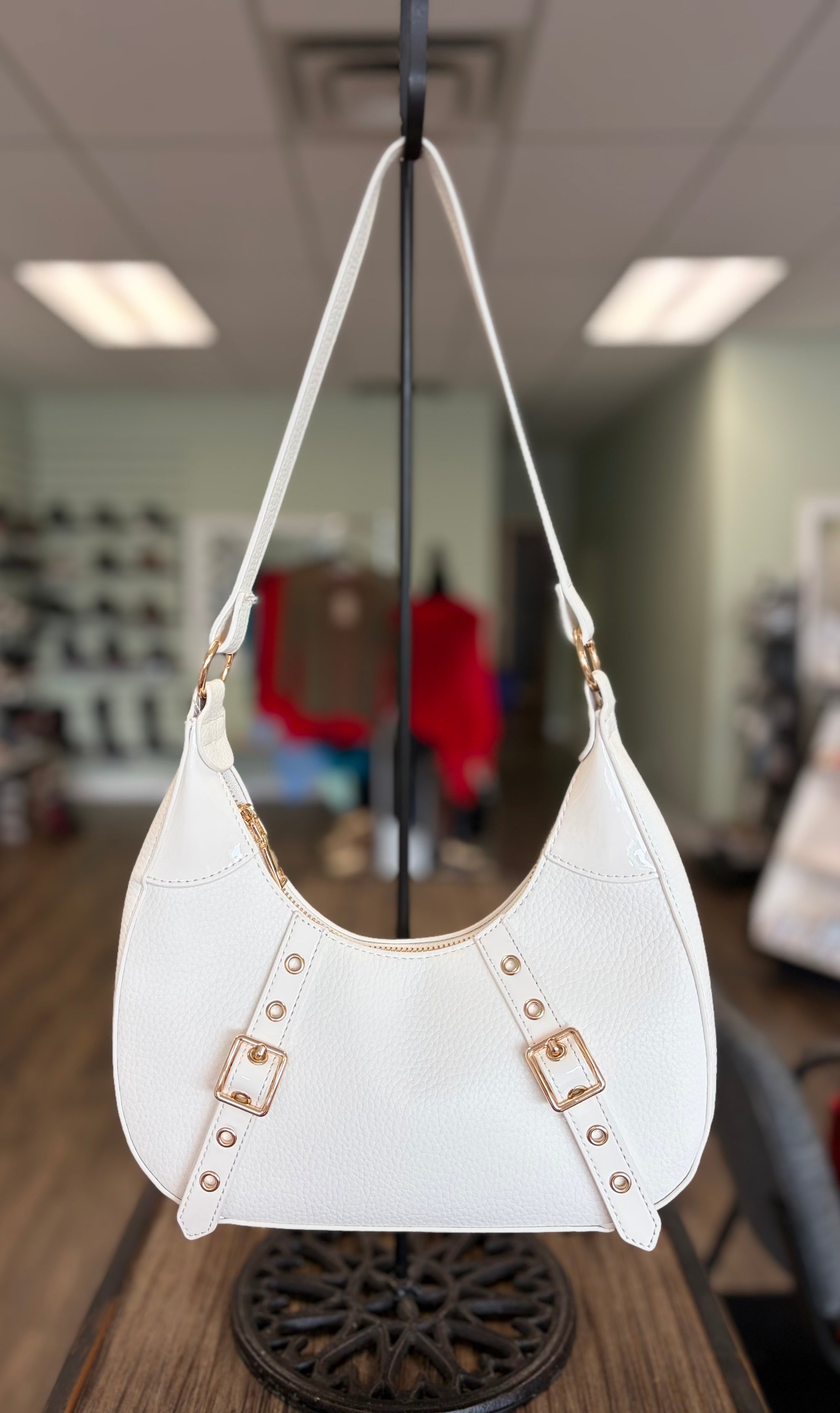 C'est Elle Handbag Half Moon in White