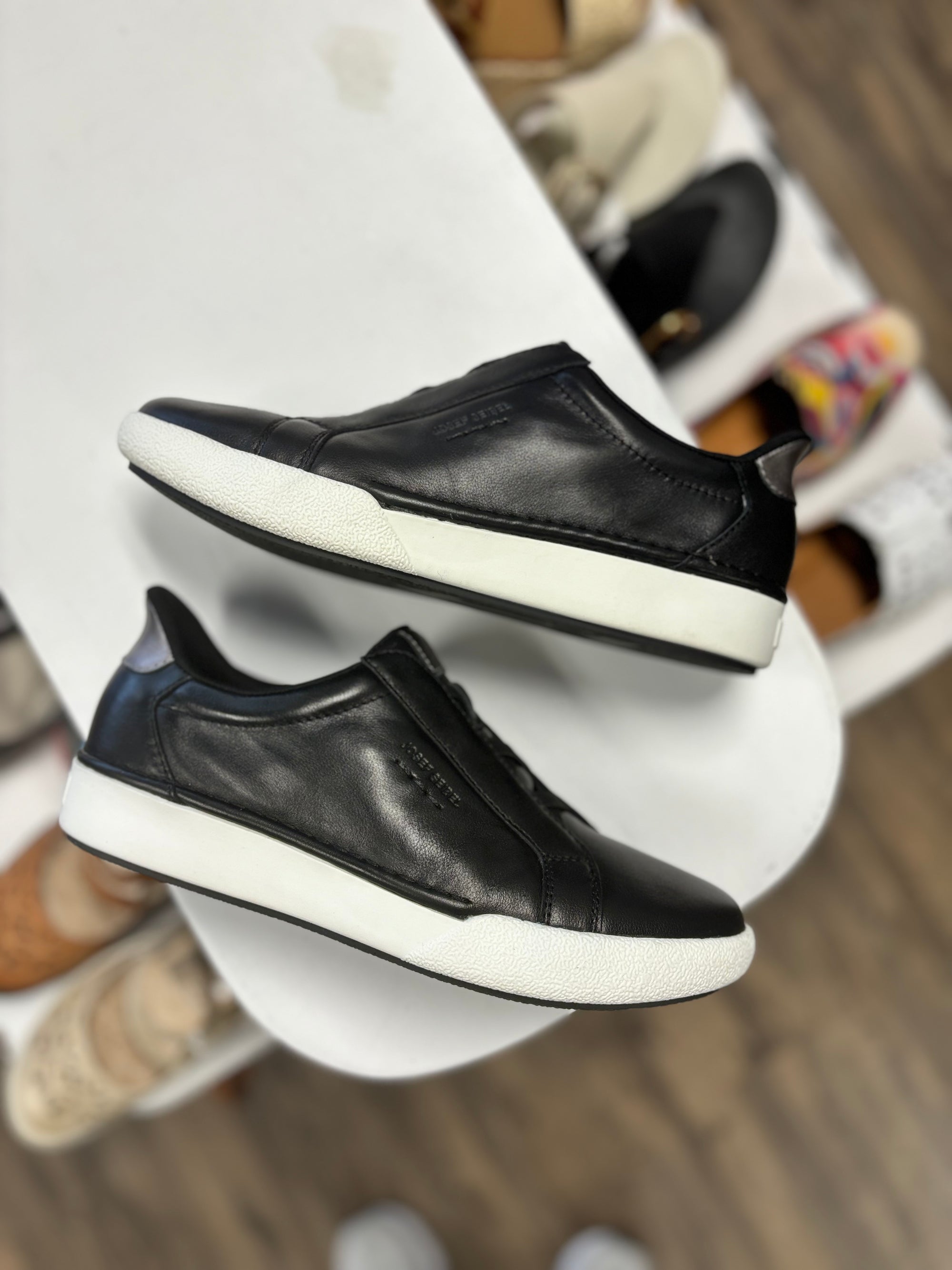 Josef Seibel Claire 33 Easy-On in Black