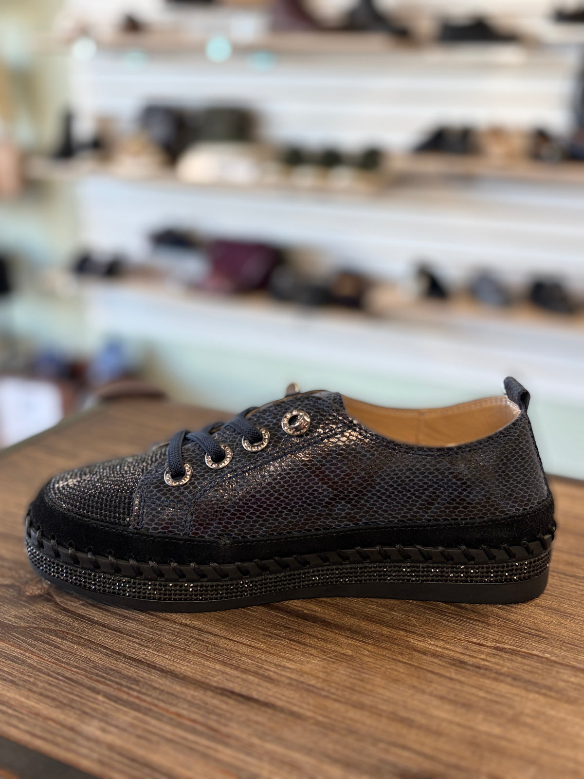 Bernie Mev TW Jodie Grey Mix Python