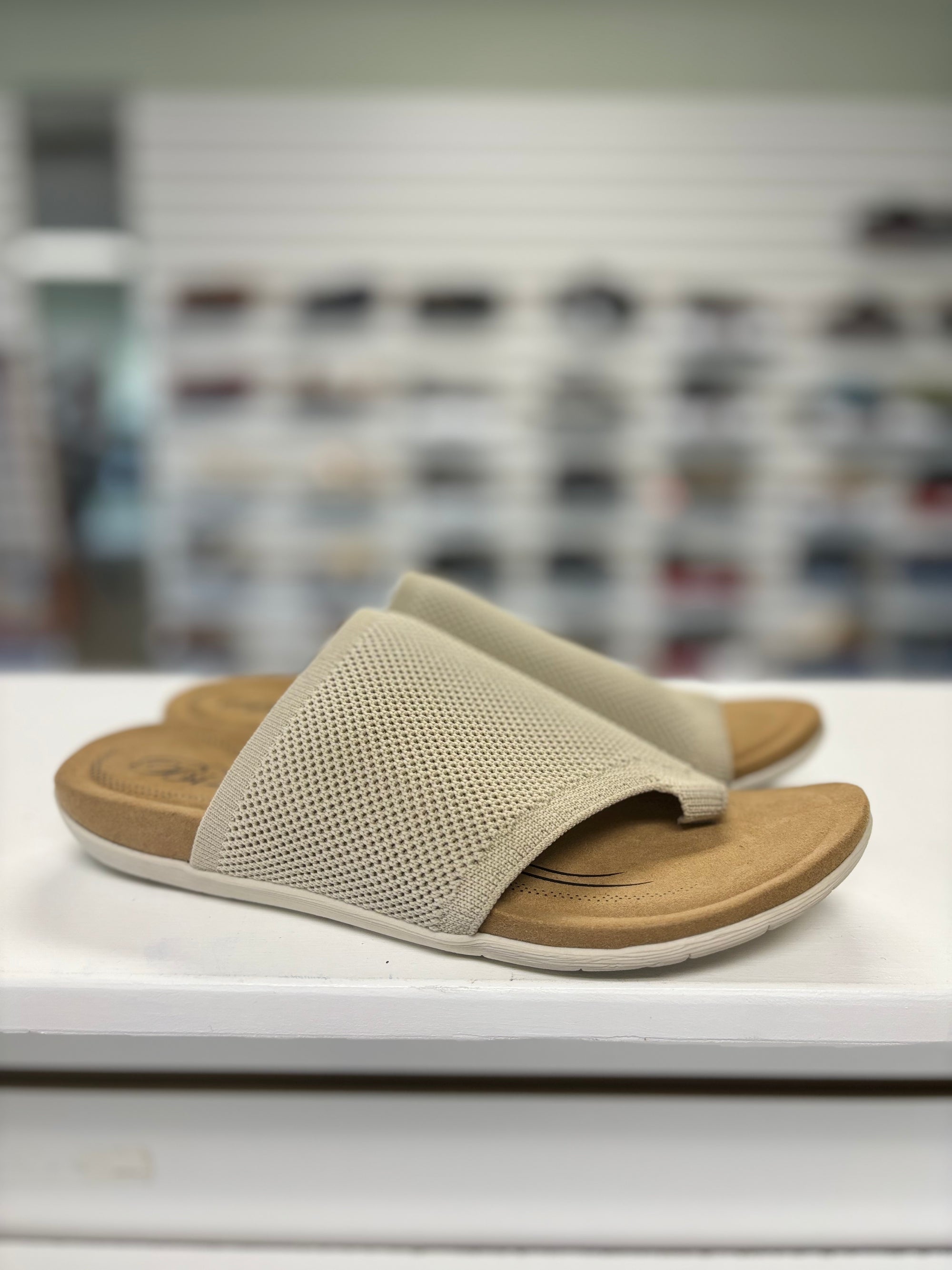 Biza Lavish in Sand
