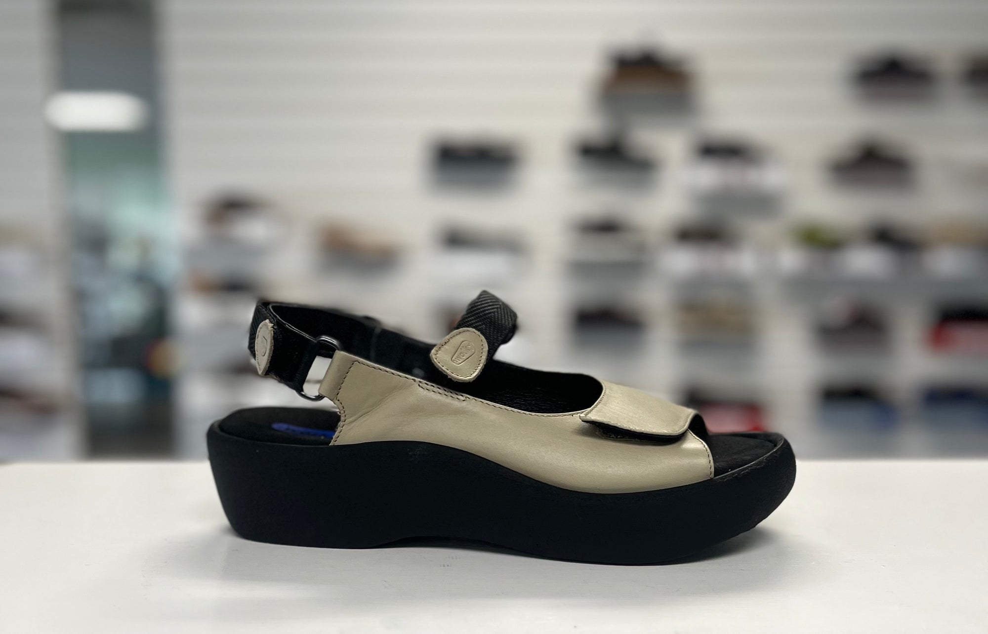 Wolky Women's Jewel - Smooth Linen Leather