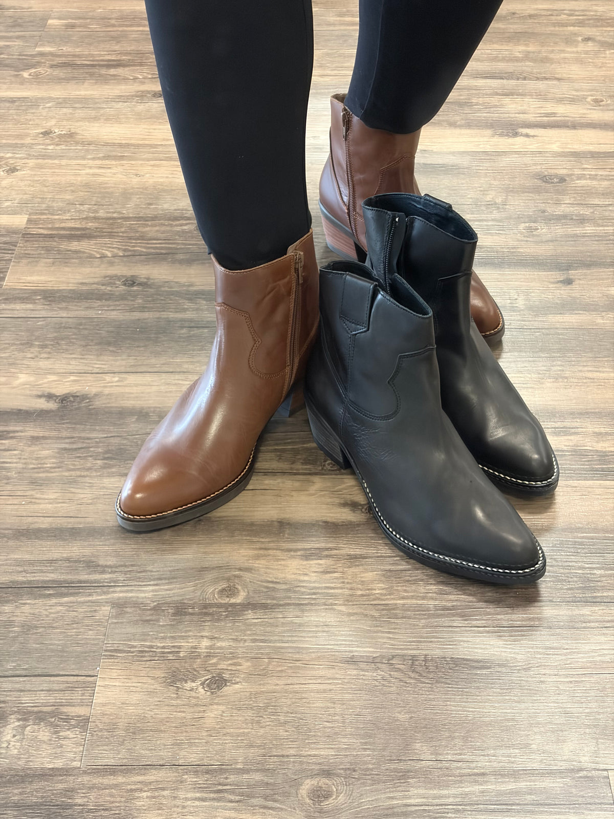 Elodie Krust Marron Boot / Brown (more photos coming)
