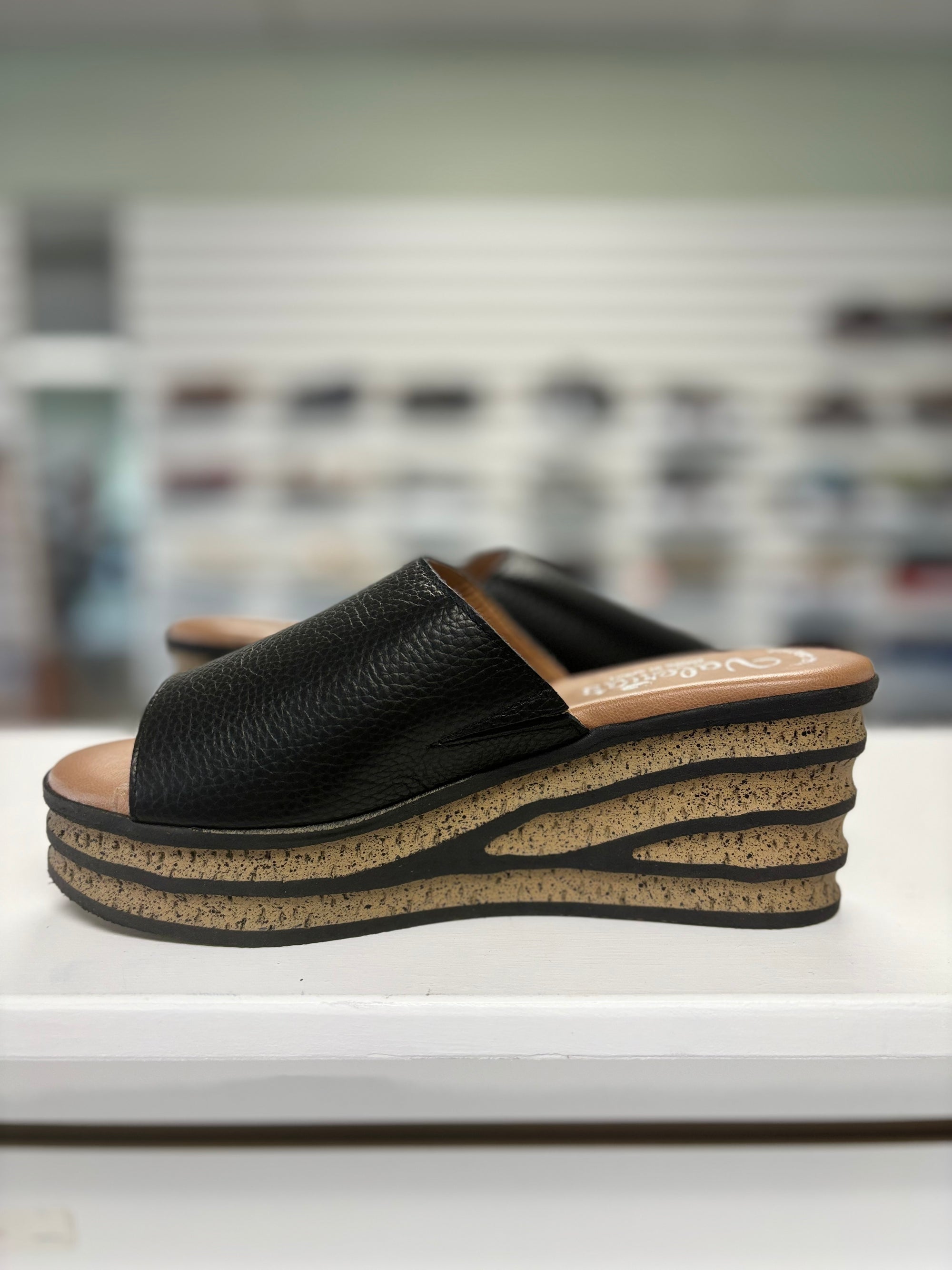 Valeria Women's  Wedge Sandal 1961 - Black