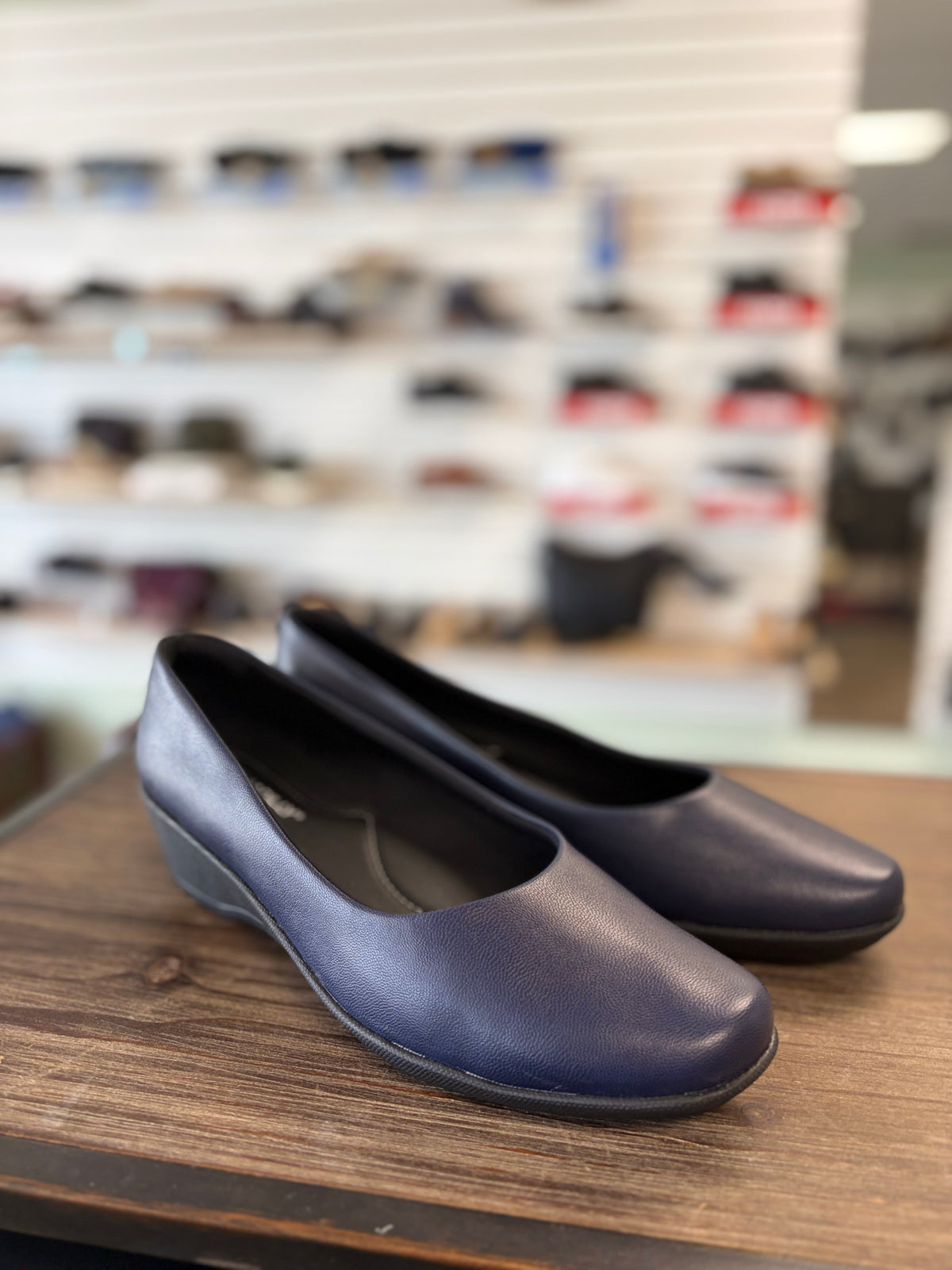 Piccadilly Women's Wedge Dress Shoes in Navy 143133