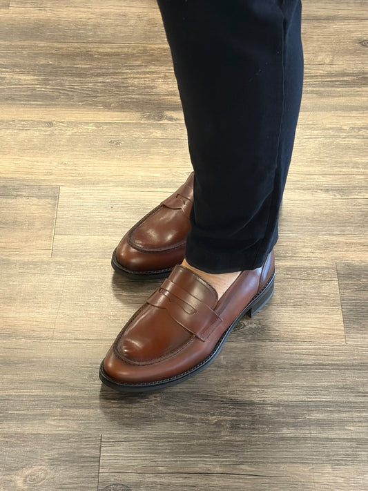 Dorking Harvard D8710 in Sierra Castagno Leather