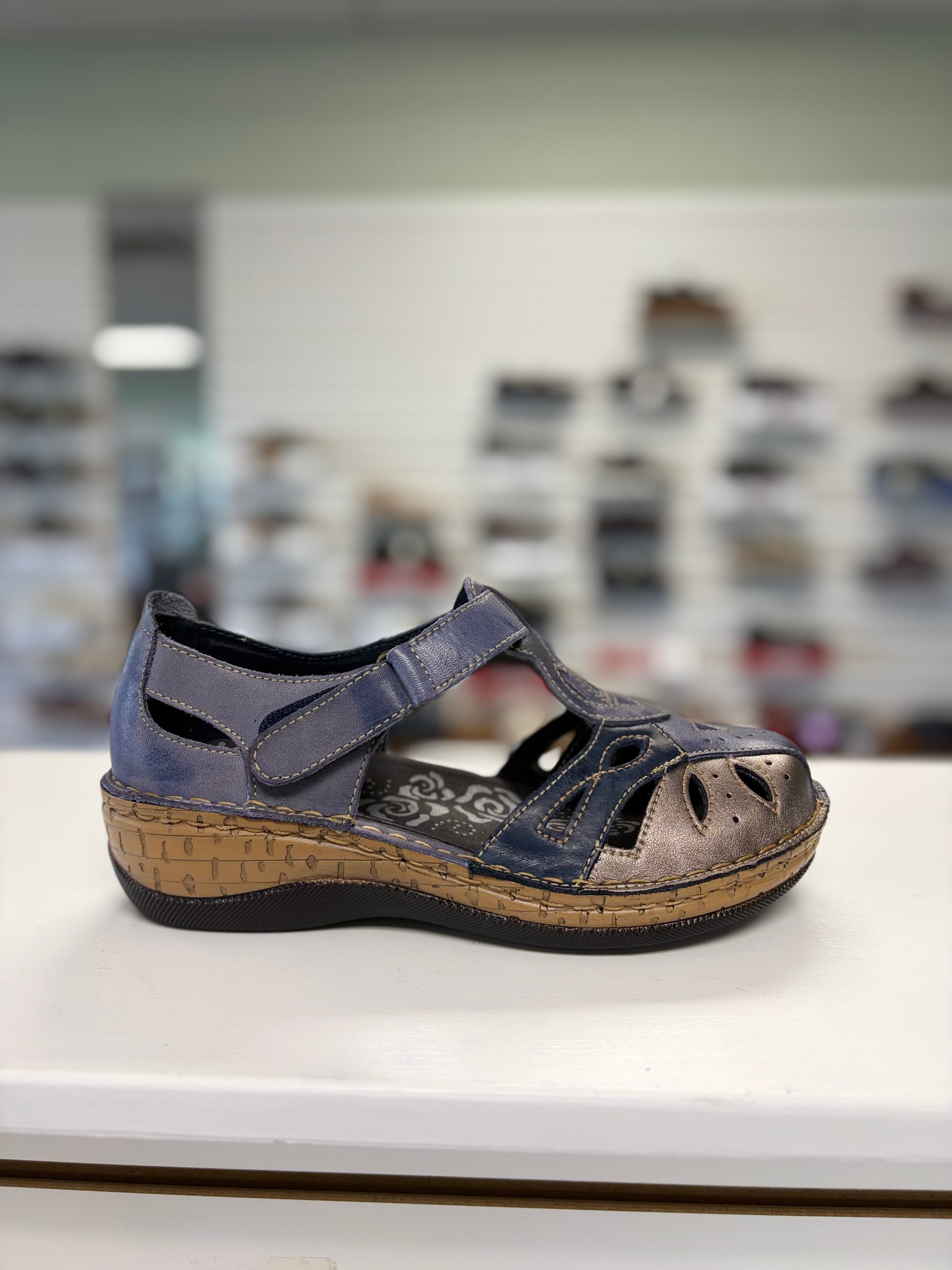 Propet Women's Jenna Closed Toe Sandal in Denim Leather *EXTRA WIDE / 2E*