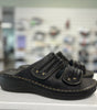 Propet Women's June in Black *WIDE* *LAST PAIR SIZE 8*