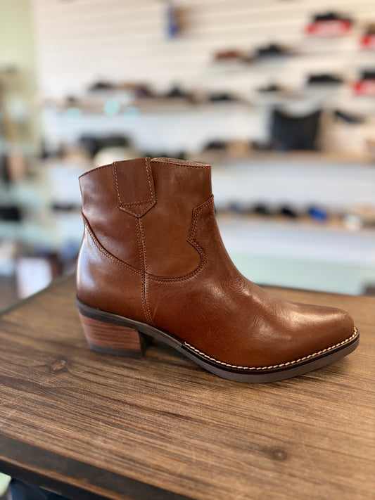 Elodie Krust Marron Boot / Brown Leather Made in Spain