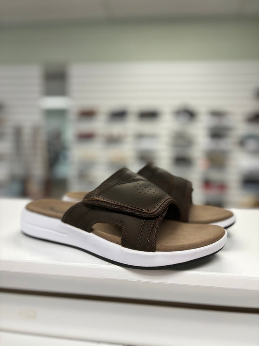 Propet Emerson in Brown *3E*