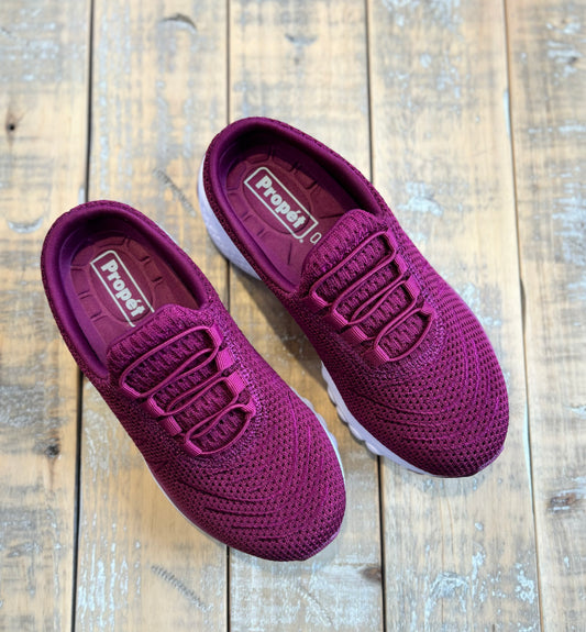Propet Women's Tour Knit Slide in Wine *LAST PAIRS*