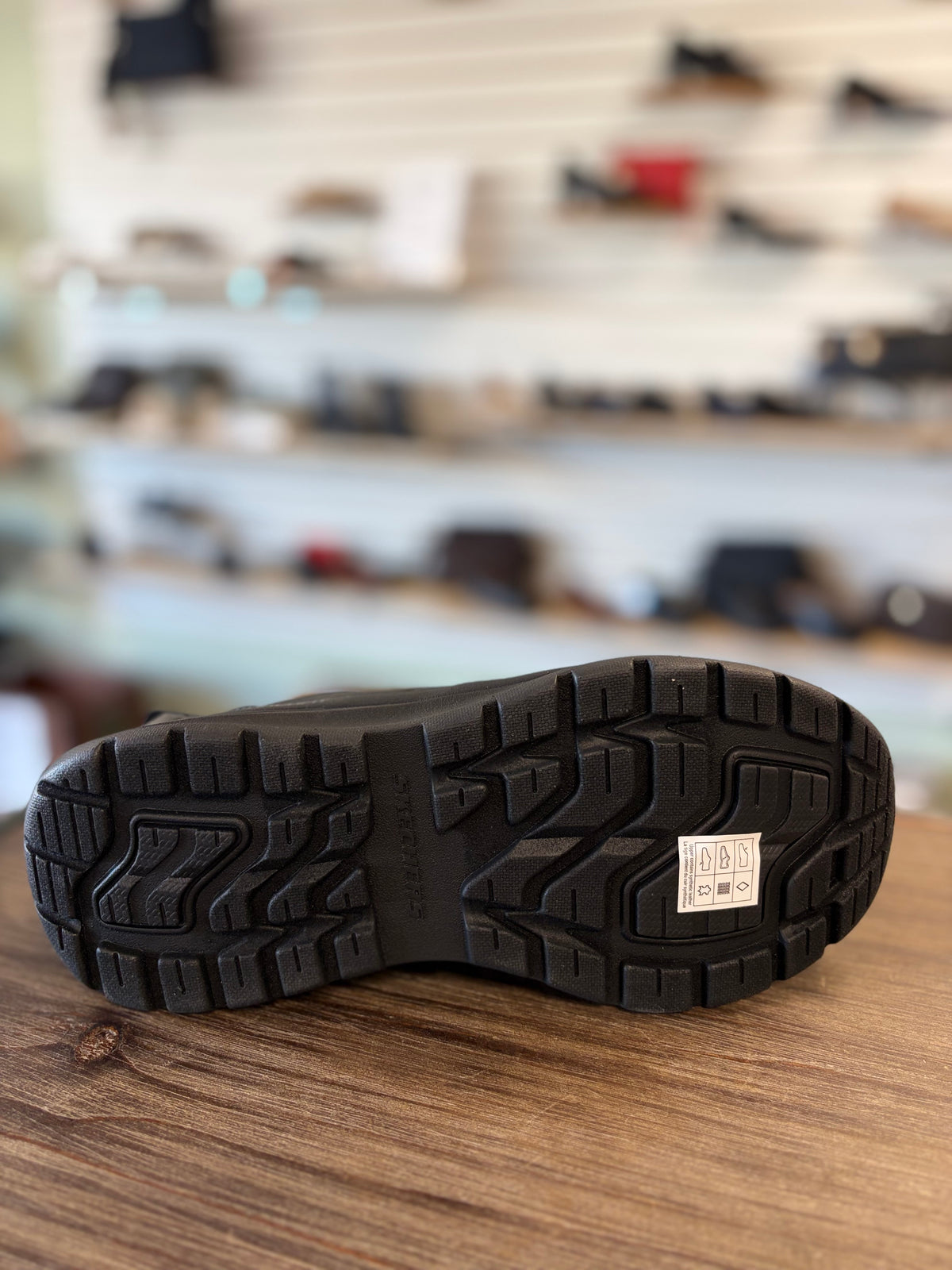 Skechers Men's Slip-Ins: Arch Fit Superior - Mantis in Black