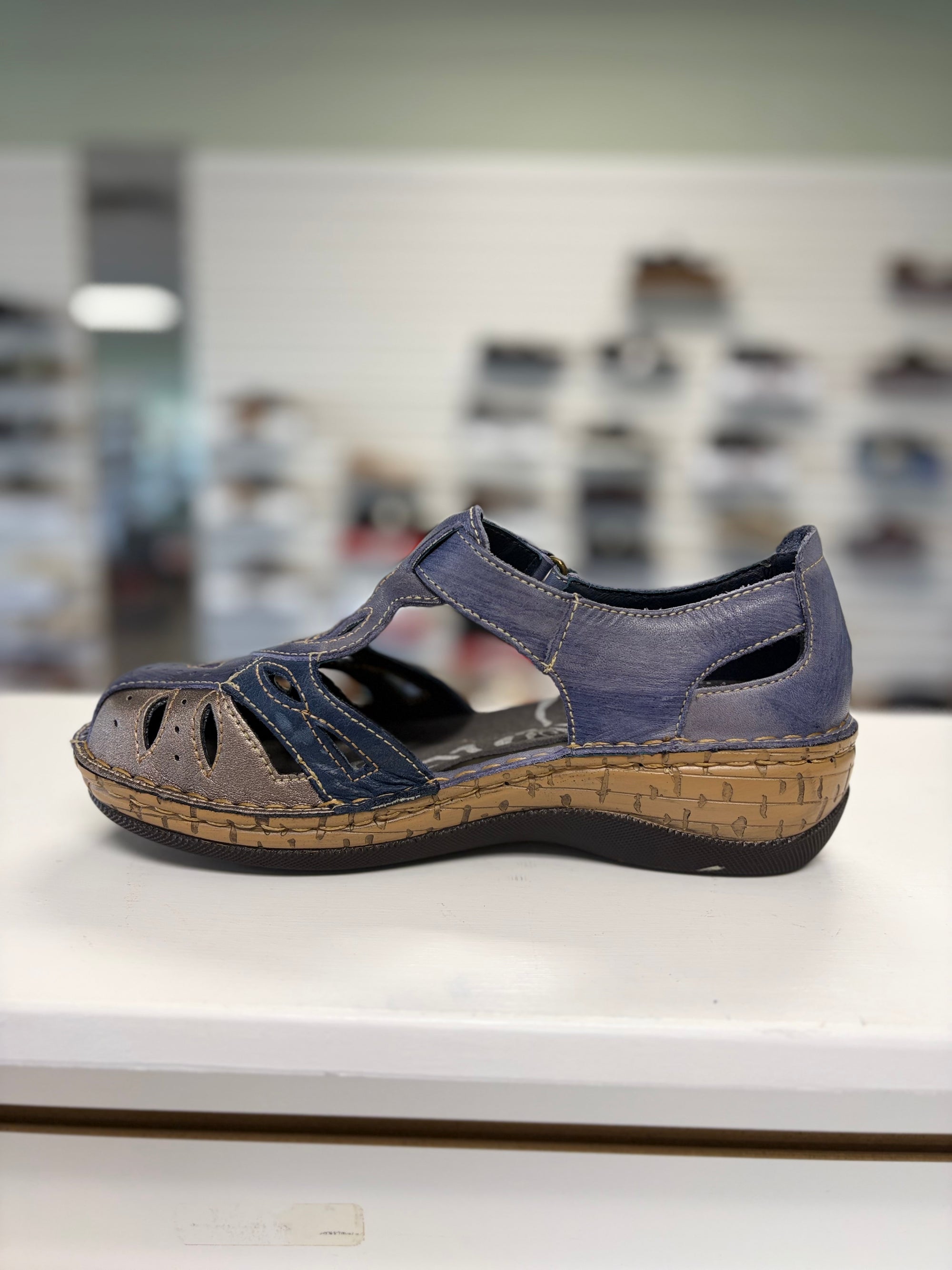 Propet Women's Jenna Closed Toe Sandal in Denim Leather *EXTRA WIDE / 2E*