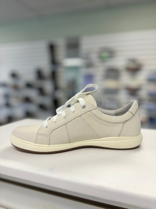 Josef Seibel Women's Caren 01 in White Leather