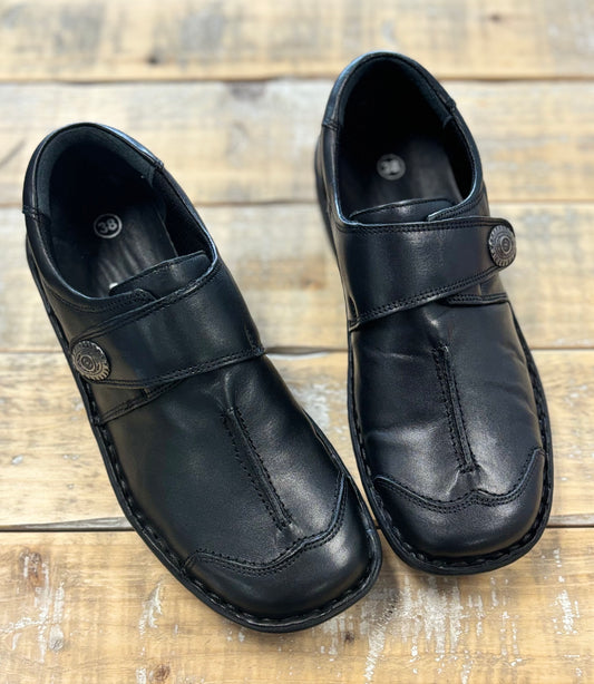 Volks Walkers Women's Koeln (Black)