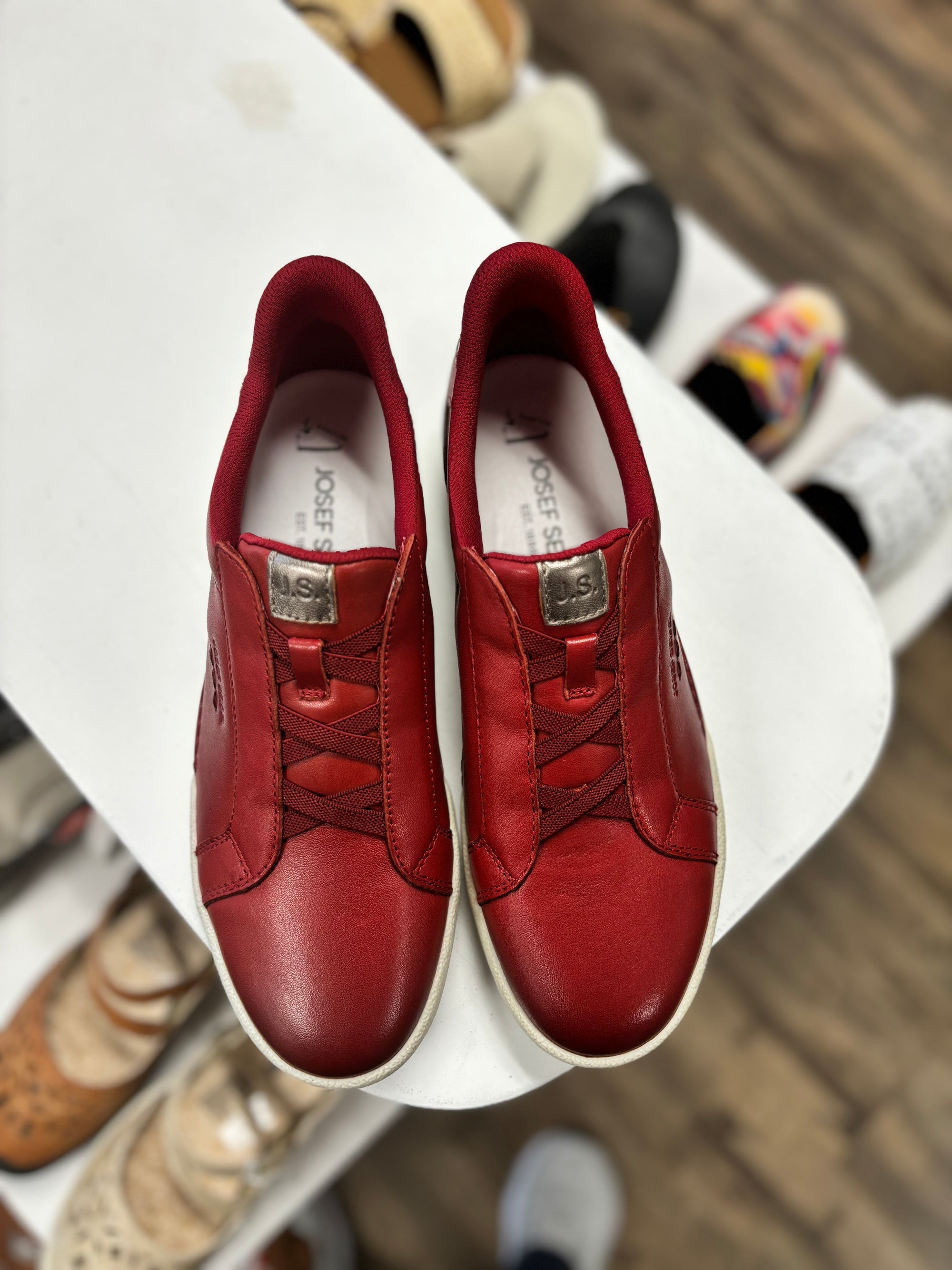 Josef Seibel Claire 33 Easy-On in Hibiscus