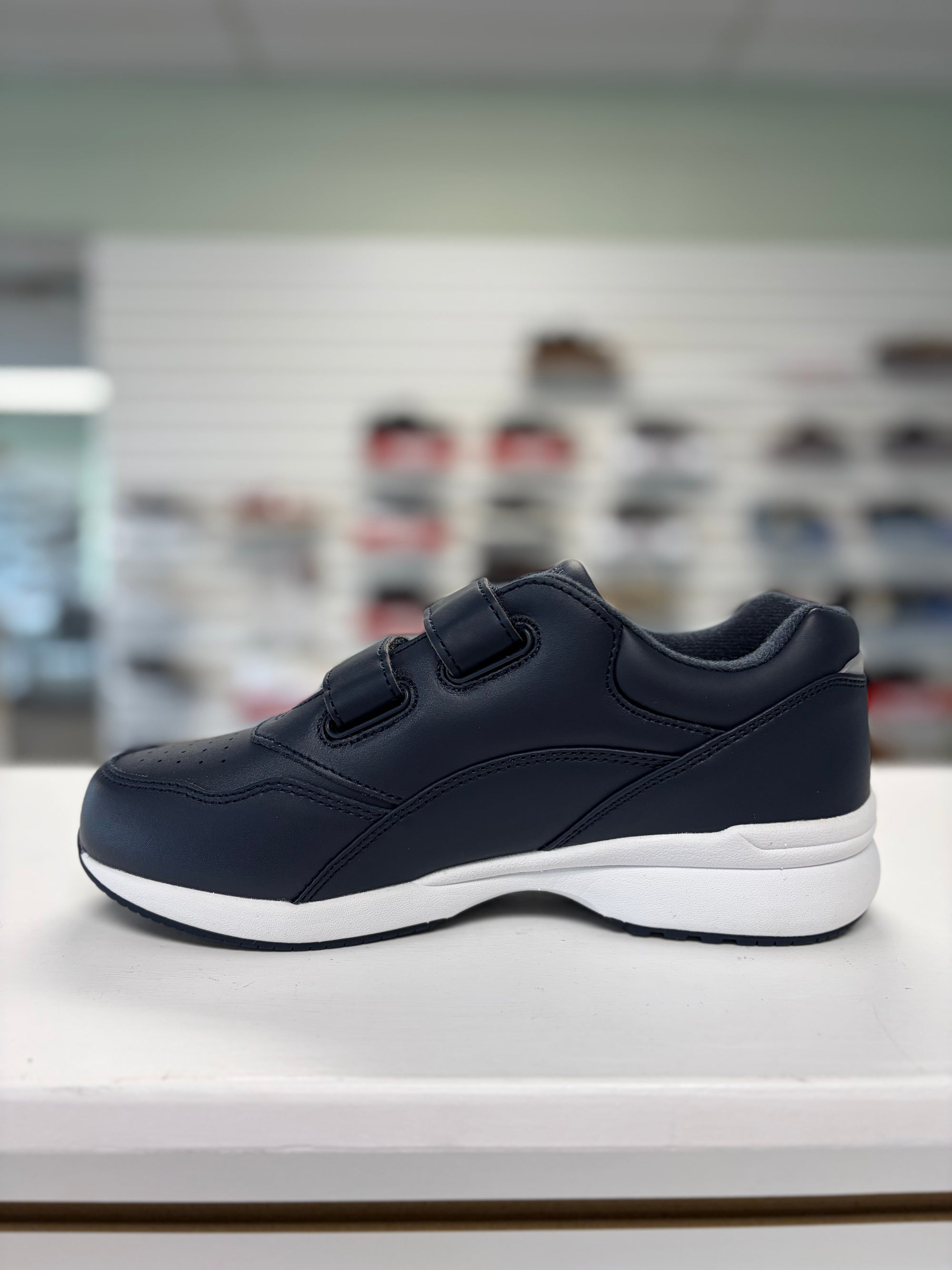 Propet Women's Tour Walker (Navy) *WIDE*