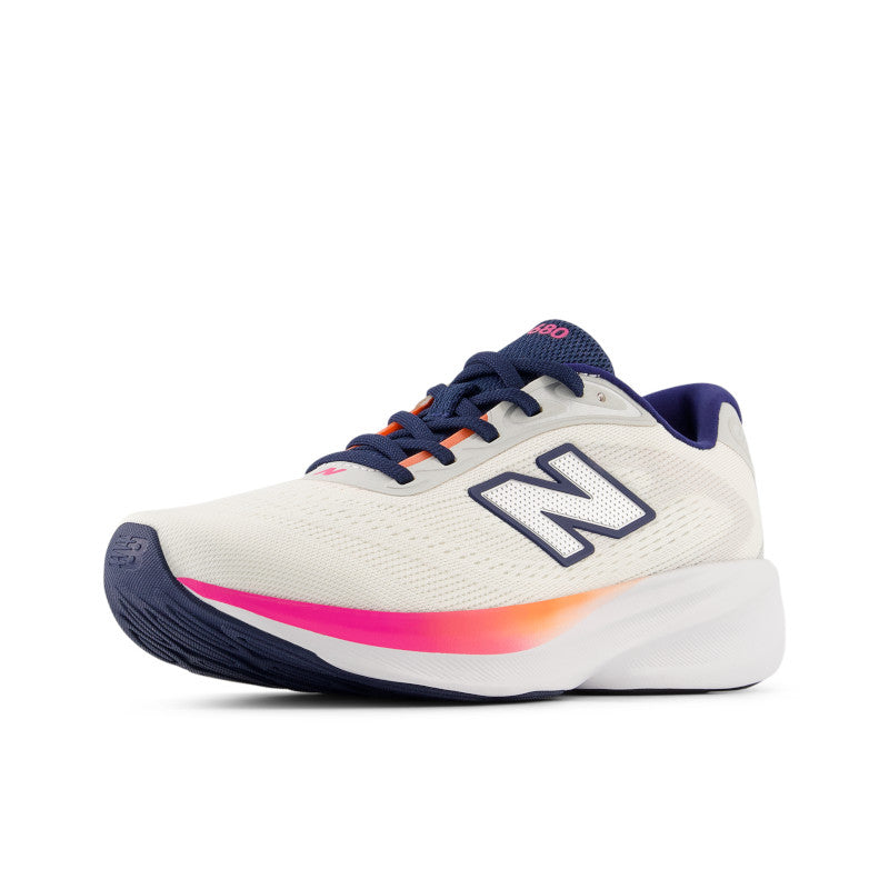 W6809B1/B New Balance Women's Fresh Foam 680v9 in Medium Width