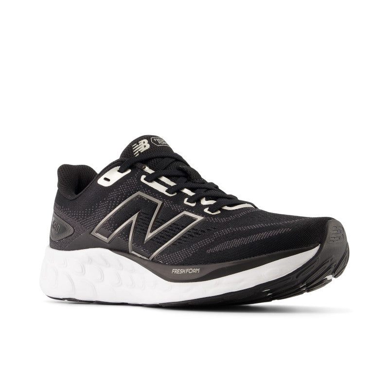 W680LK8/B New Balance Women's 860v8 in Medium