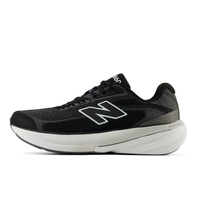 M8607GW/2E New Balance Men's Fresh Foam X 860v15 BLACK/WHITE