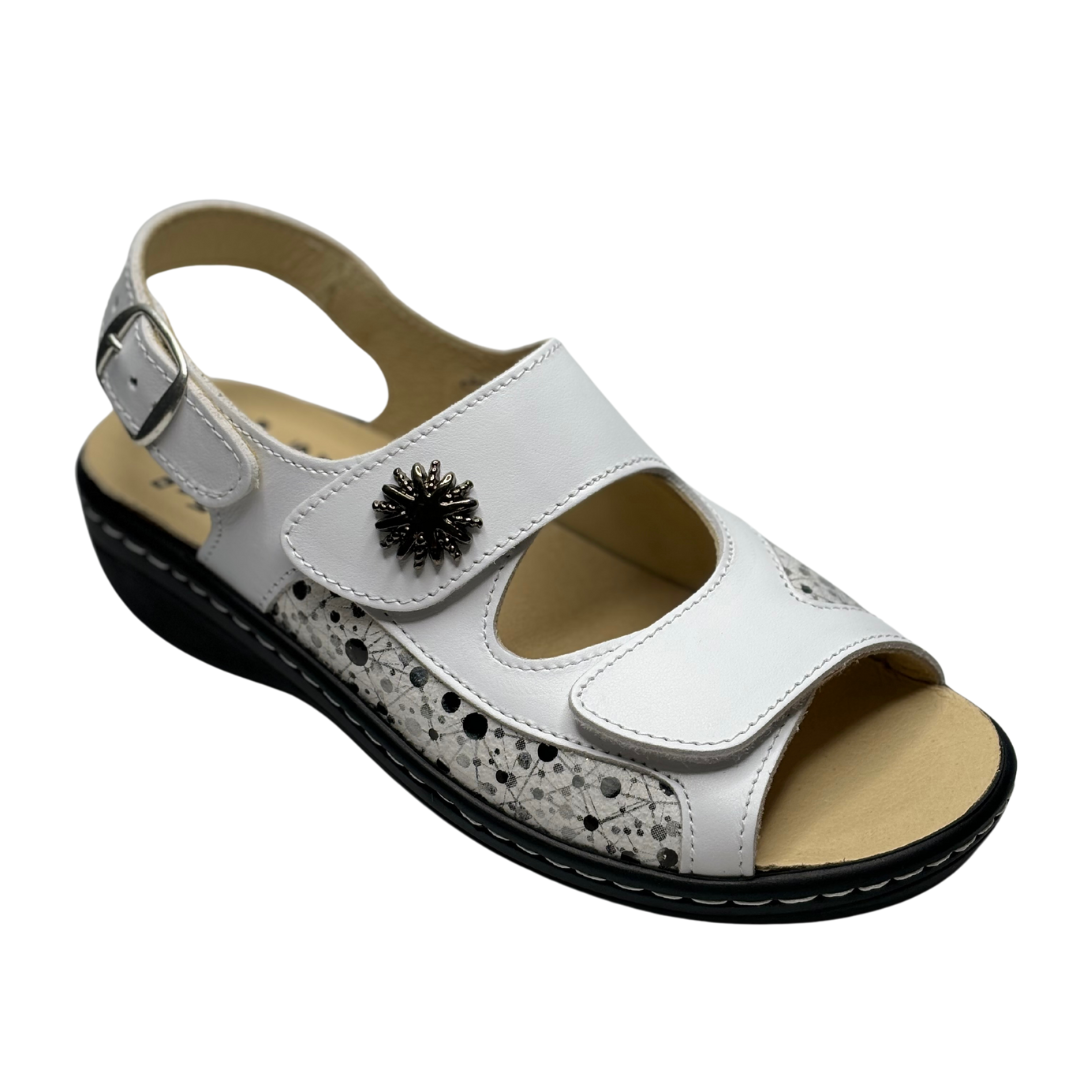Volks Walkers 10301 White Leather with Stretch and Backstrap